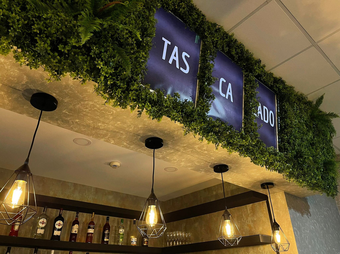Tasca'lado