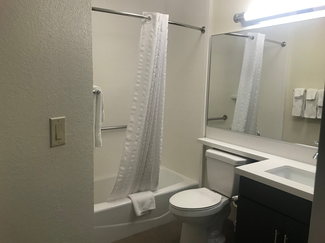 Candlewood Suites Waco By IHG主图