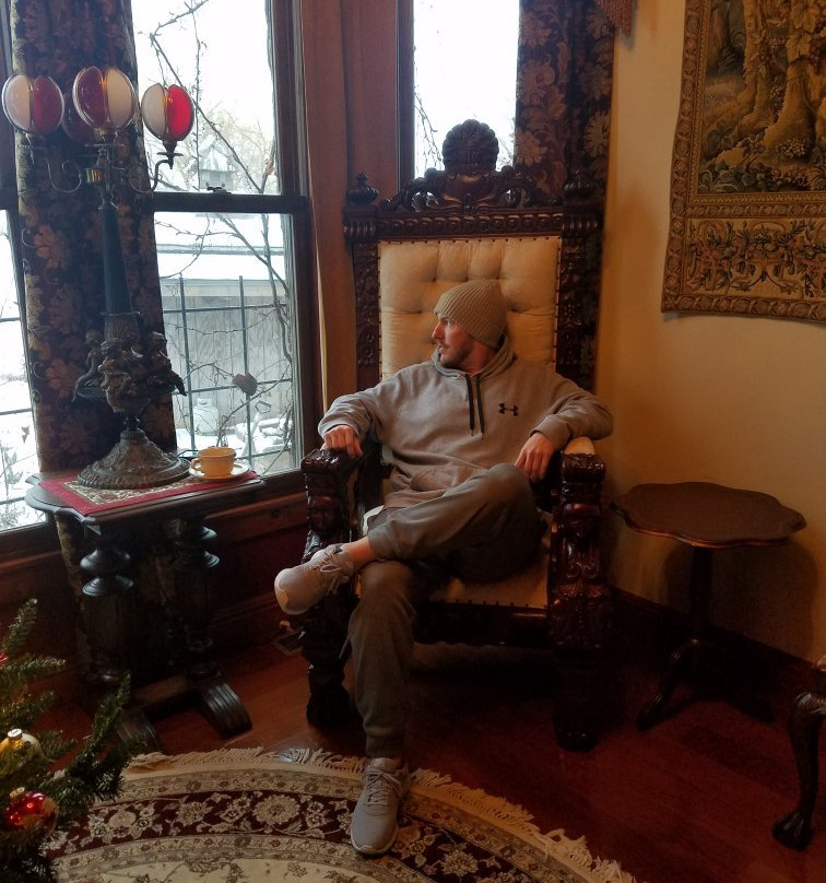 RavenStone Castle主图