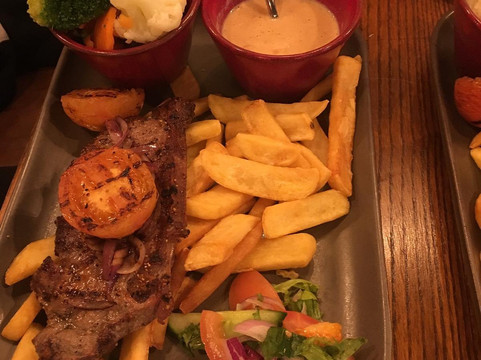 Monmo's Peri Peri Grill