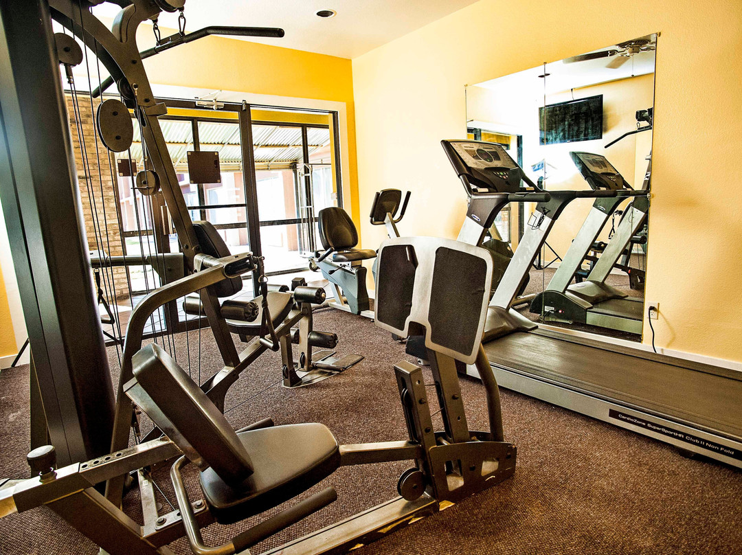 Express Inn And Suites主图