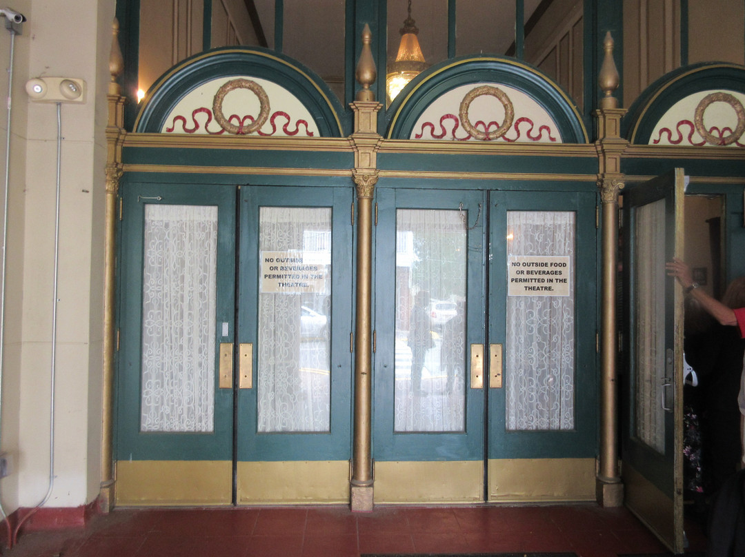 The Broadway Theatre-Pitman必去景点