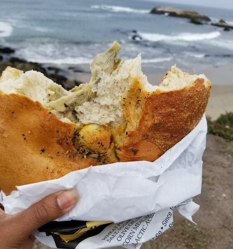 Arcangeli Grocery Company-佩斯卡德罗必去景点