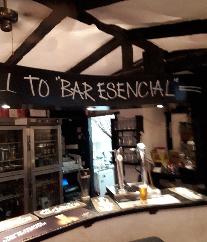 Playa Macenas旅游景点-Bar Esencial