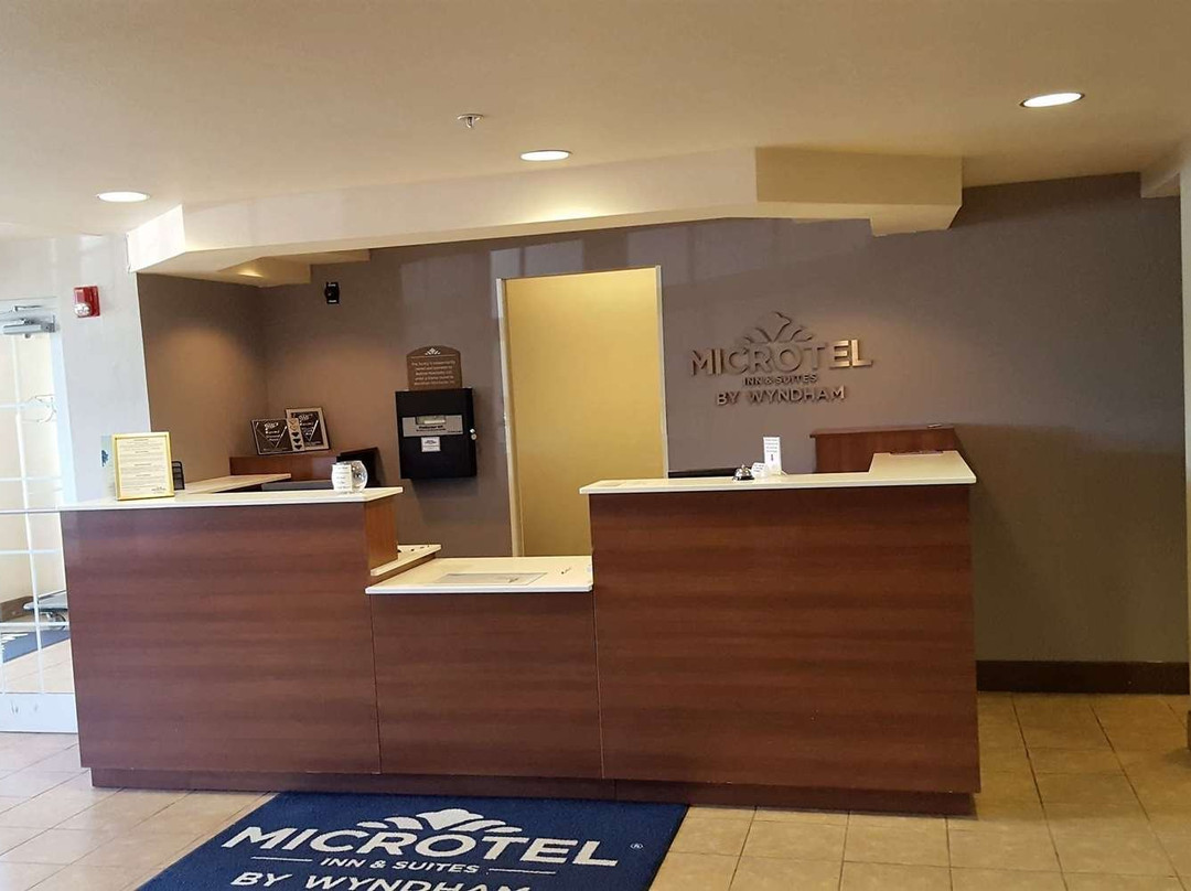 Microtel Inn & Suites by Wyndham Bellevue/Omaha主图
