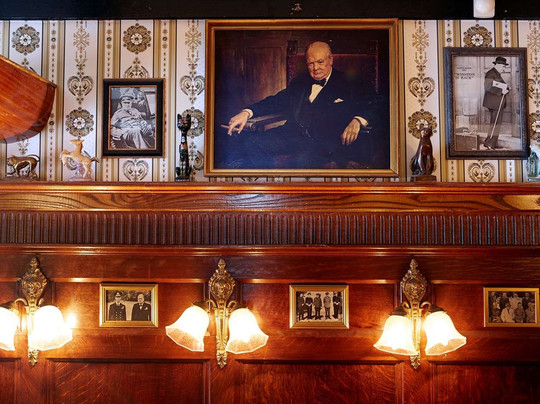 瑞典精英酒店主图