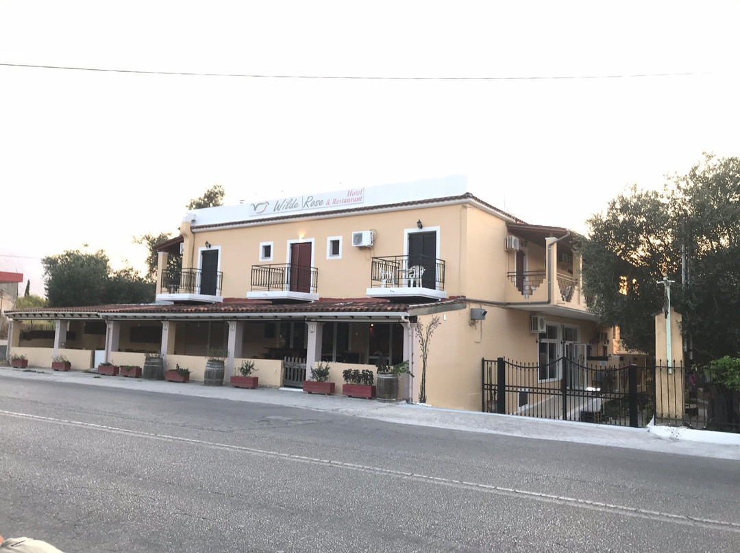 王尔德玫瑰酒店