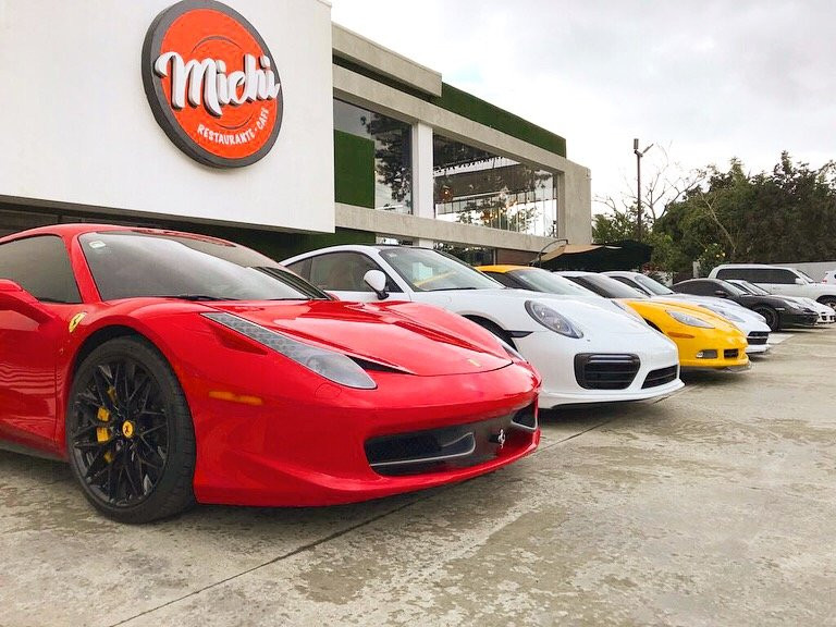 Villa Altagracia餐馆和美食-Michi Restaurant