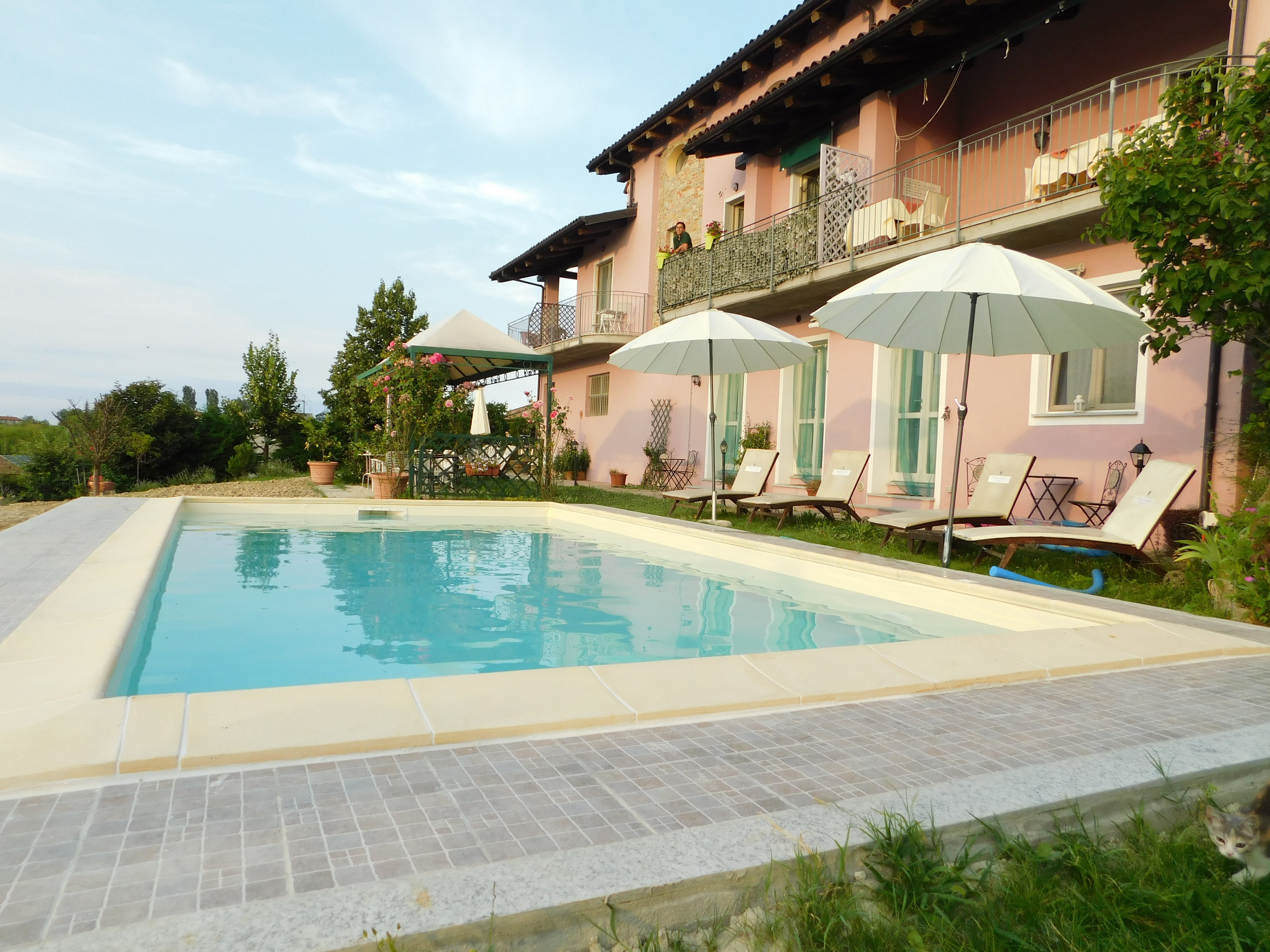 Domus Langhe B&B-官方