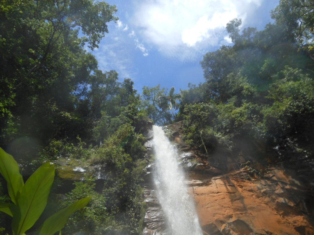 Tres Quedas Waterfall景点图片