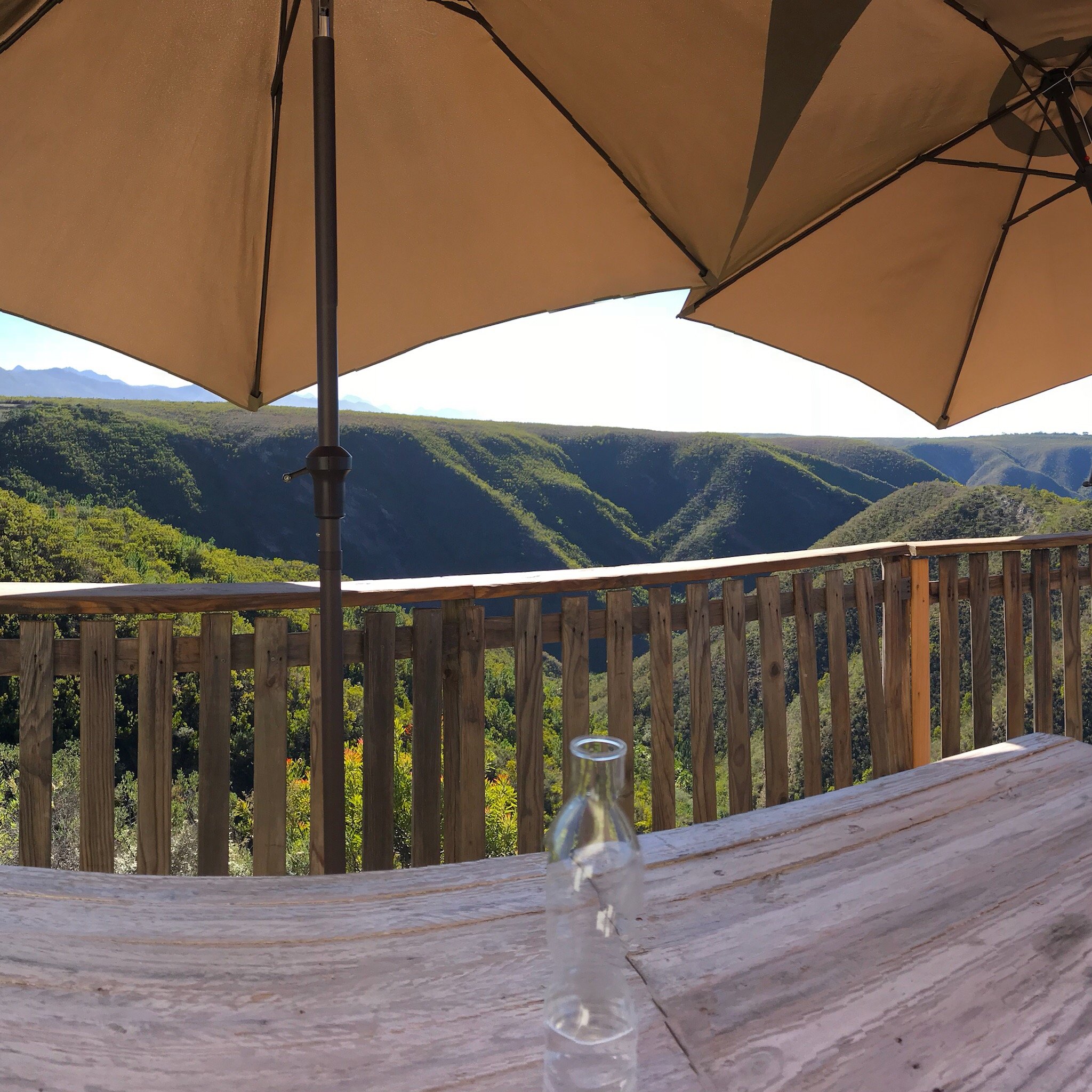 African Crags Eco-Lodge-官方