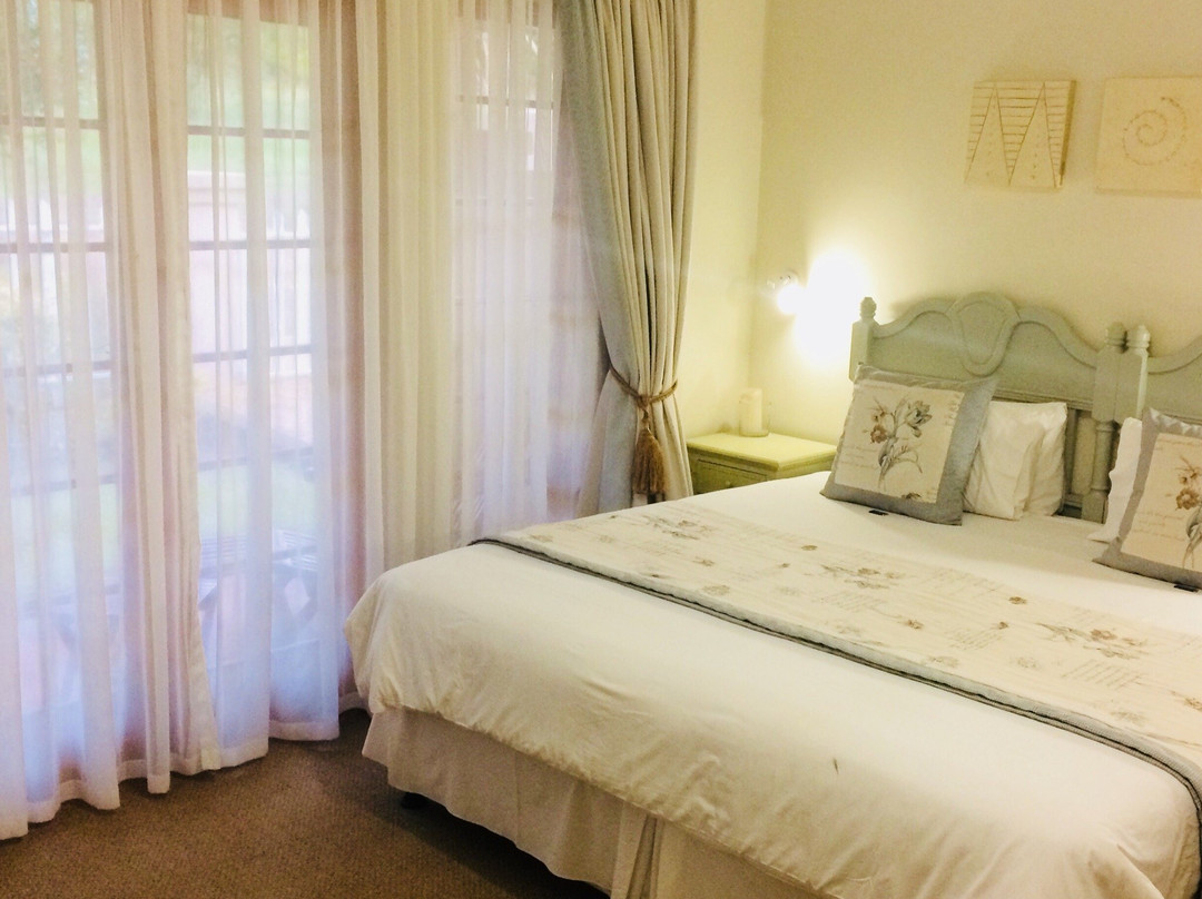 Sandstone Chameleon Guest House主图