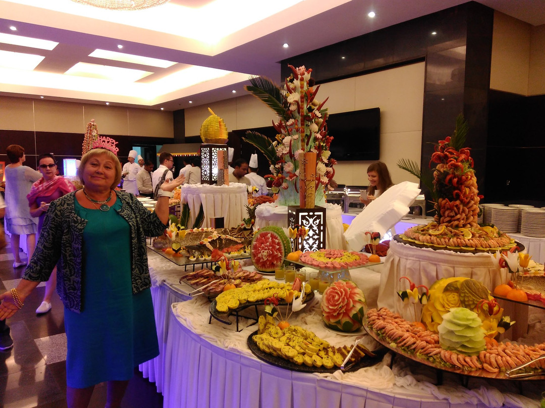 Ramada by Wyndham Beach Hotel Ajman主图