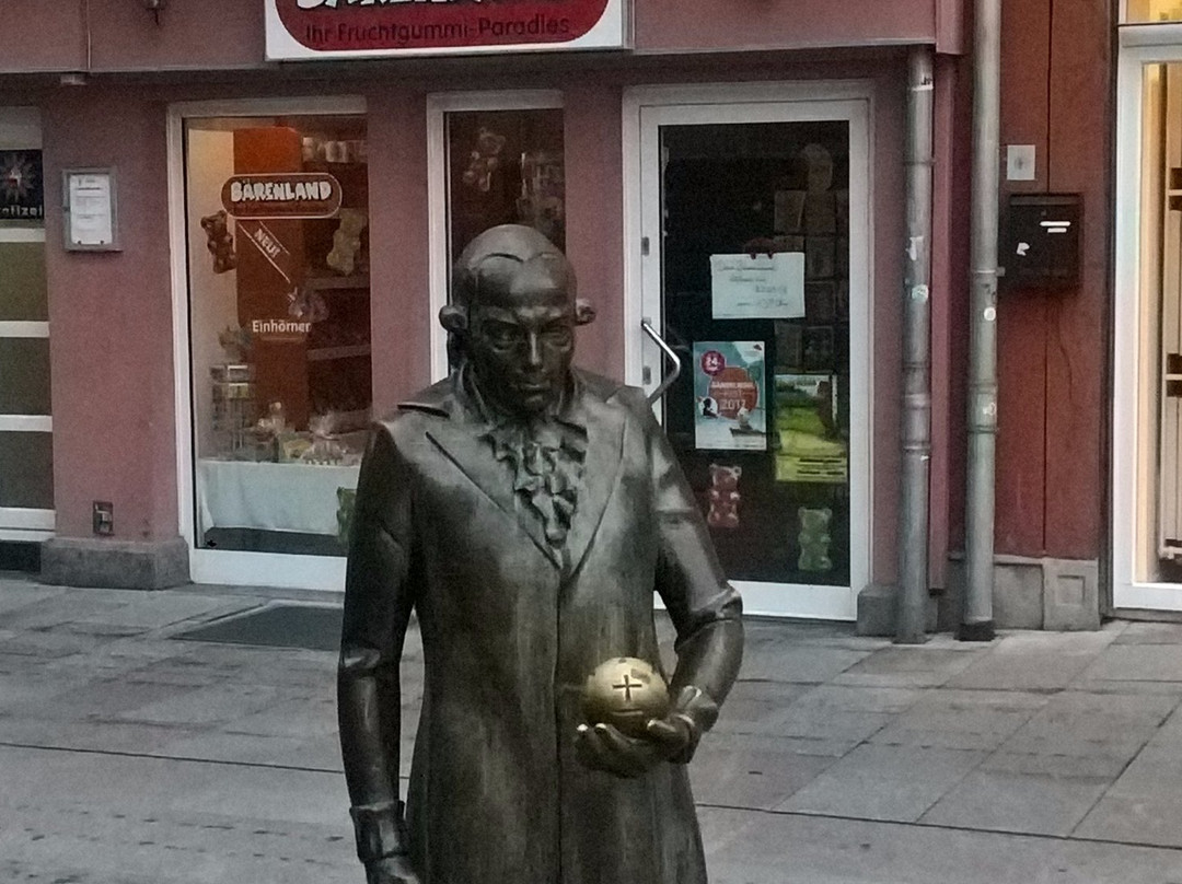 Georg Christoph Lichtenberg Denkmal Markt-哥廷根必去景点