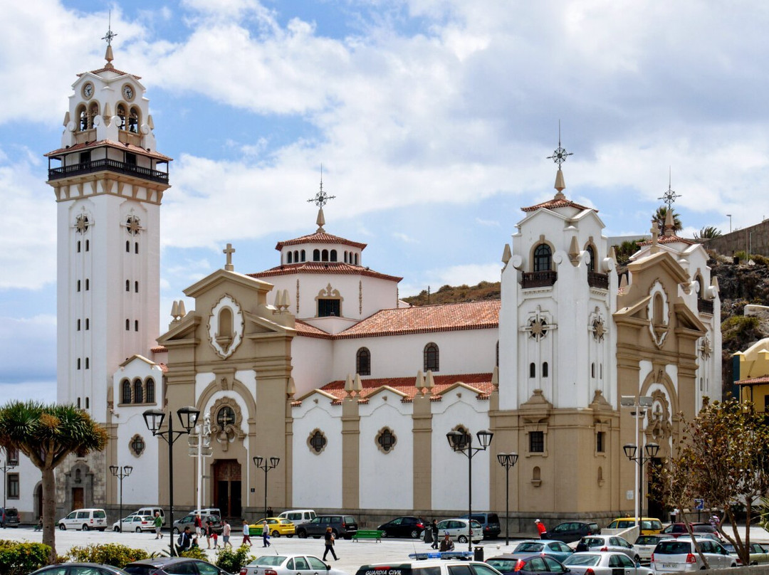 Basilica de Nuestra Senora de Candelaria景点图片