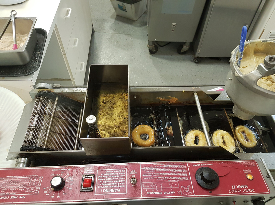 机场西餐馆和美食-Donut King