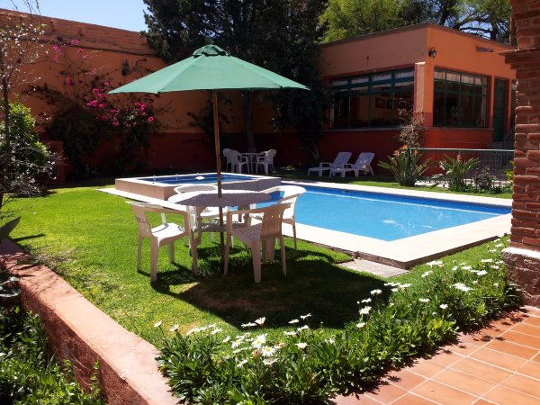 Hotel Los Mezquites-泳池