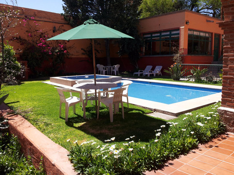 Santillan酒店住宿-Hotel Los Mezquites