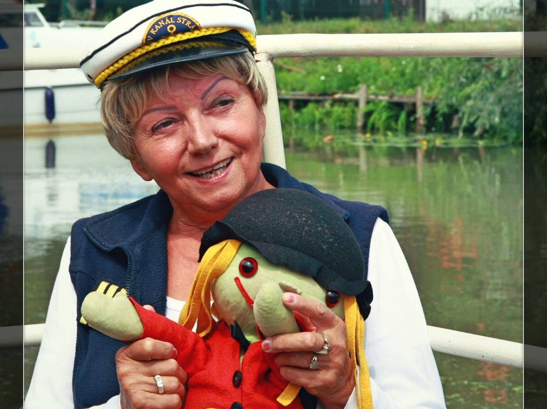 Baťák na lodi (Water Transport Straznice)-Straznice必去景点