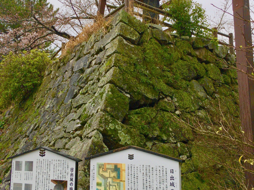 Hiji Castle Ruin景点图片