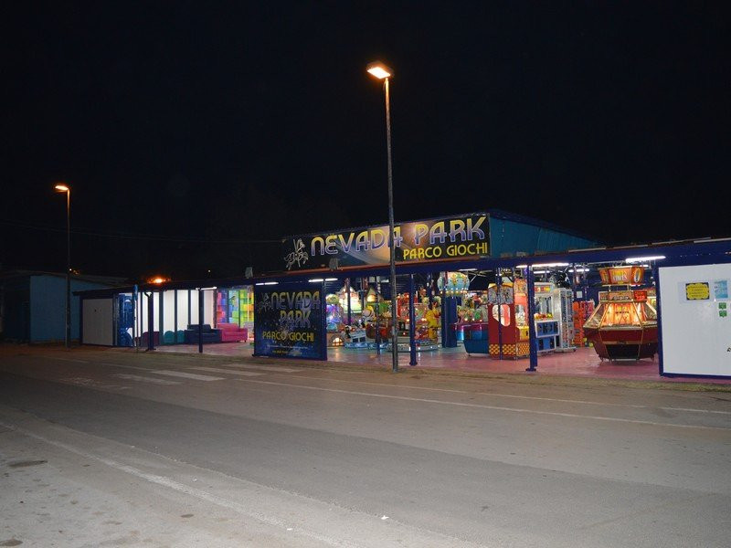 Nevada Park Amusement Park-Paestum必去景点