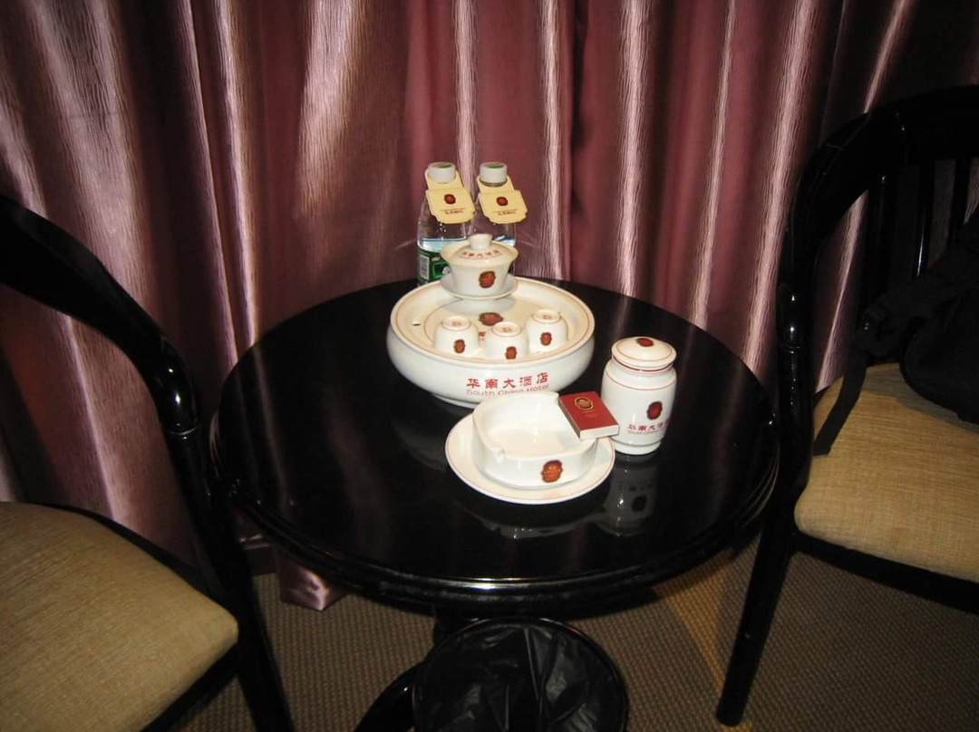 华南大酒店主图