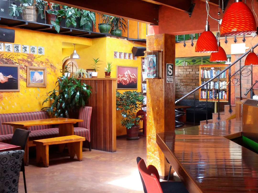 瓦拉斯餐馆和美食-Cafe Andino