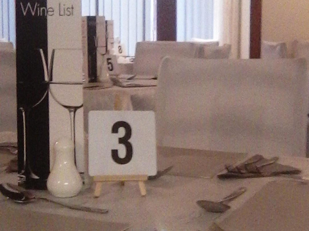 West End Hotel Limited主图