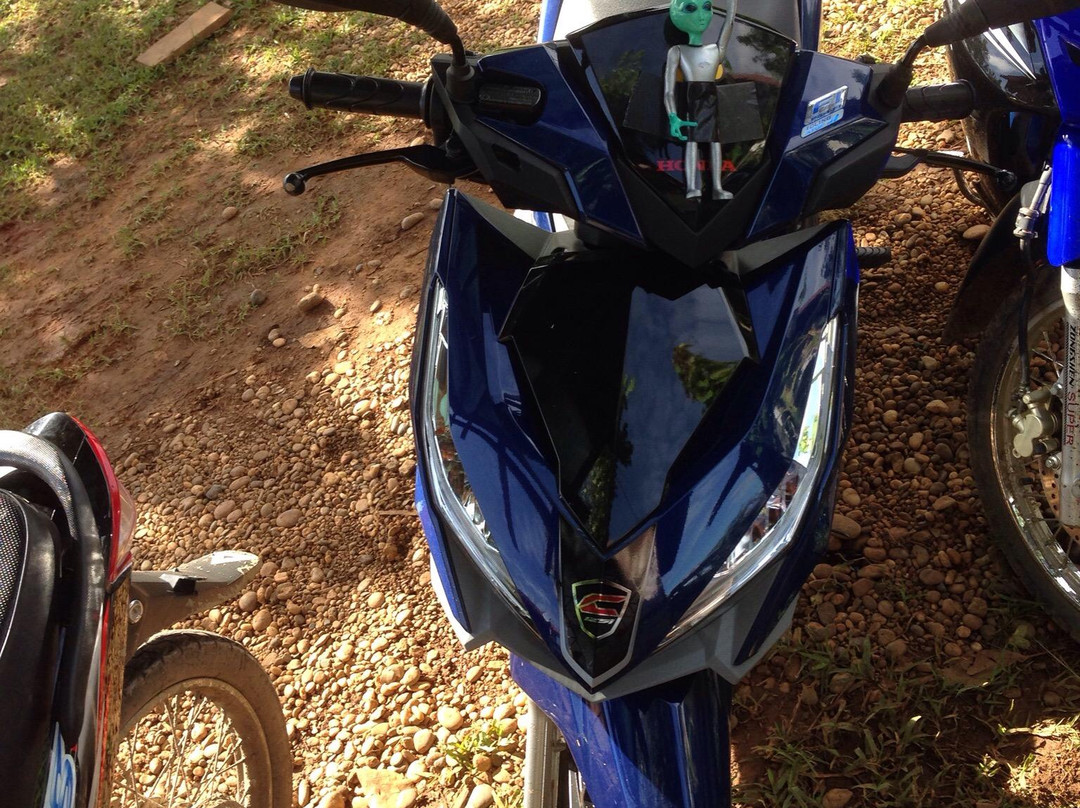 Mad Monkey Motorbike-Thakhek必去景点