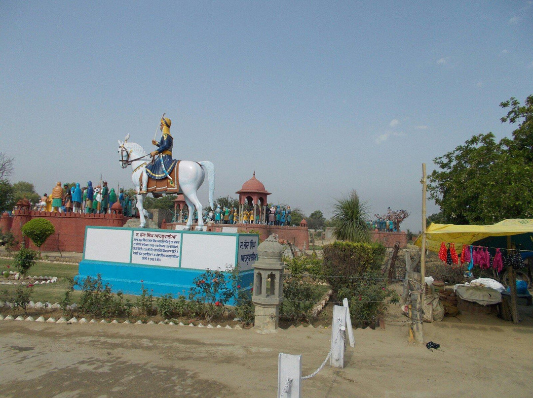 Gurudwara Shri Mehdiana Sahib景点图片