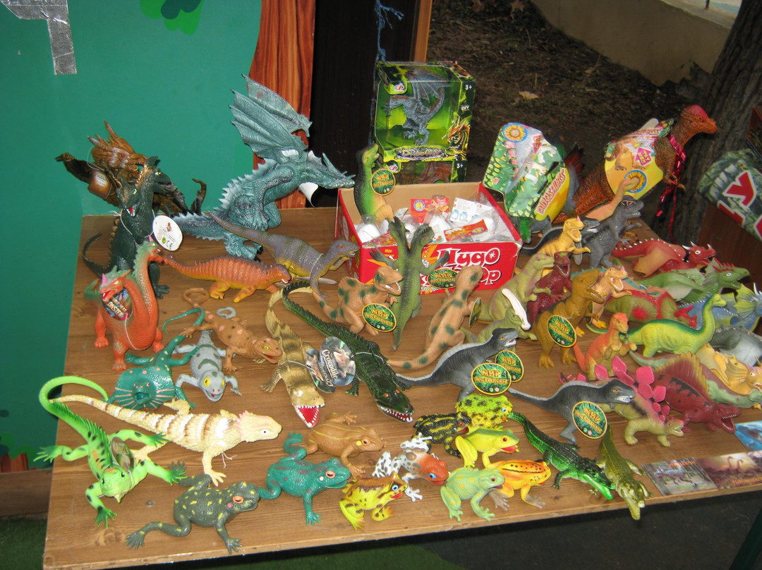 Exposition of Dinosaurs-阿卢什塔必去景点