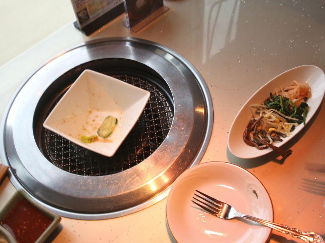 H.I.S. Tokyo Tourist Information Center Shinjuku-Sendagaya必去景点