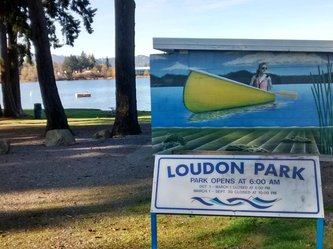 Loudon Park and Trail景点图片