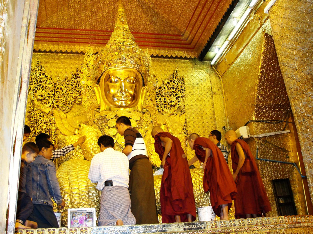 Mahamuni Buddha Temple-Mrauk U必去景点