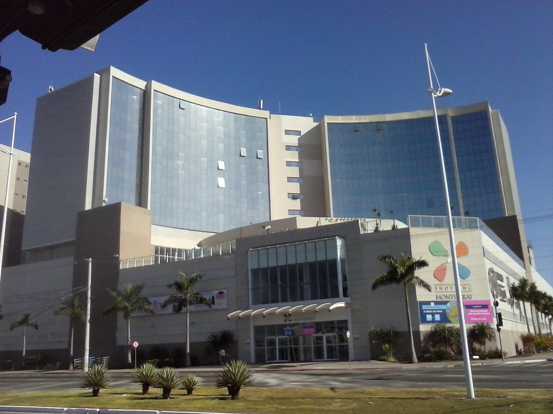 Shopping Montserrat景点图片