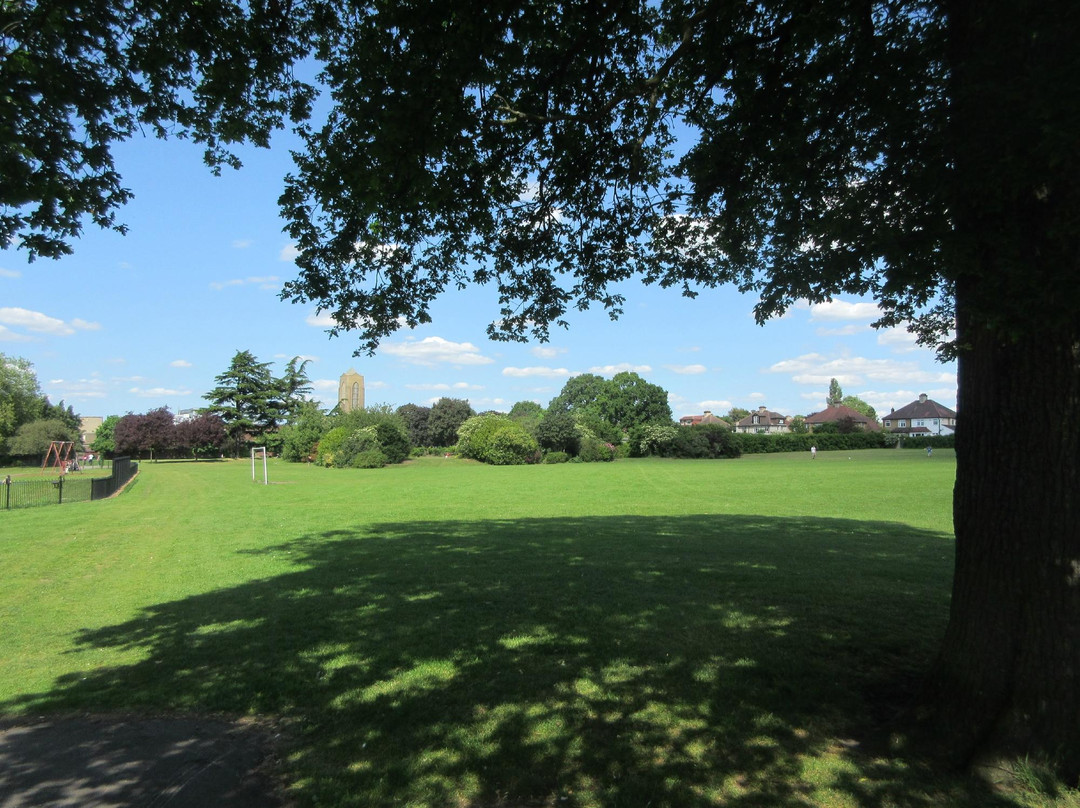 Croydon Road Recreation Ground景点图片