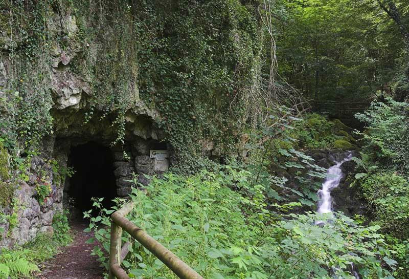 Elfengrotte-Bad Bertrich必去景点