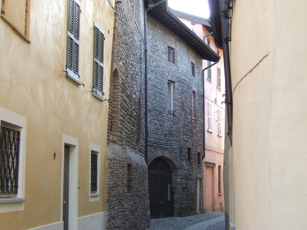 Borgo Fortificato Di Martinengo-Martinengo必去景点