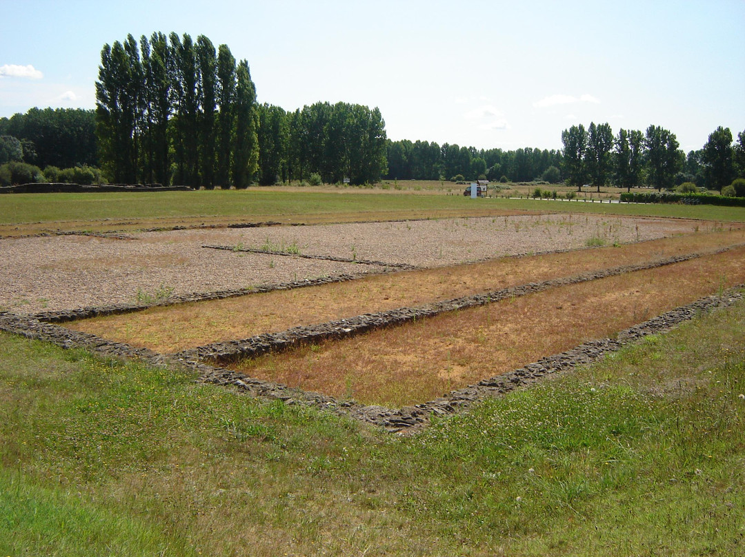 The Gallo-Roman Archaeological Site at Aubigne-Racan景点图片