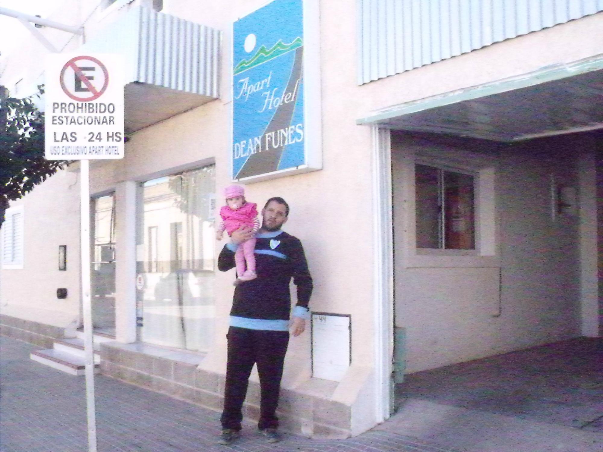 Apart Hotel Dean Funes-浴室