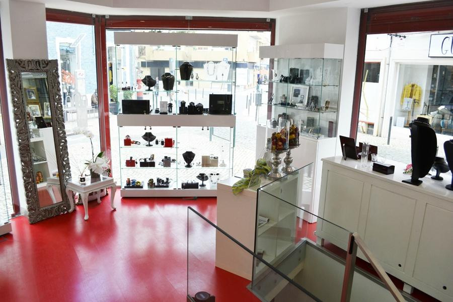 Lipscani-波尔蒂芒必去景点