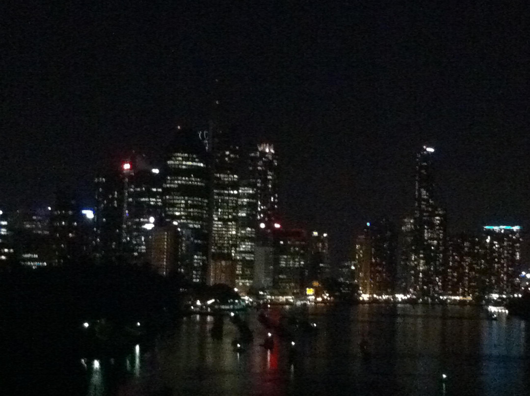 Kangaroo Point Cliffs Park-布里斯班必去景点
