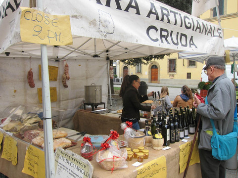 圣神广场-佛罗伦萨必去景点