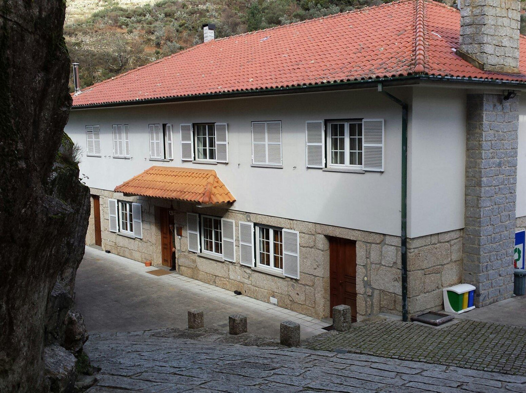Casa da Ribeira / Casa da Ponte主图