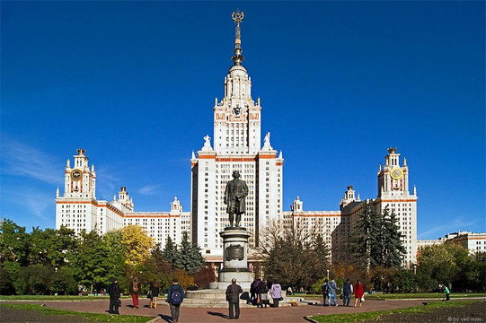 莫斯科罗蒙诺索夫国立大学-莫斯科必去景点