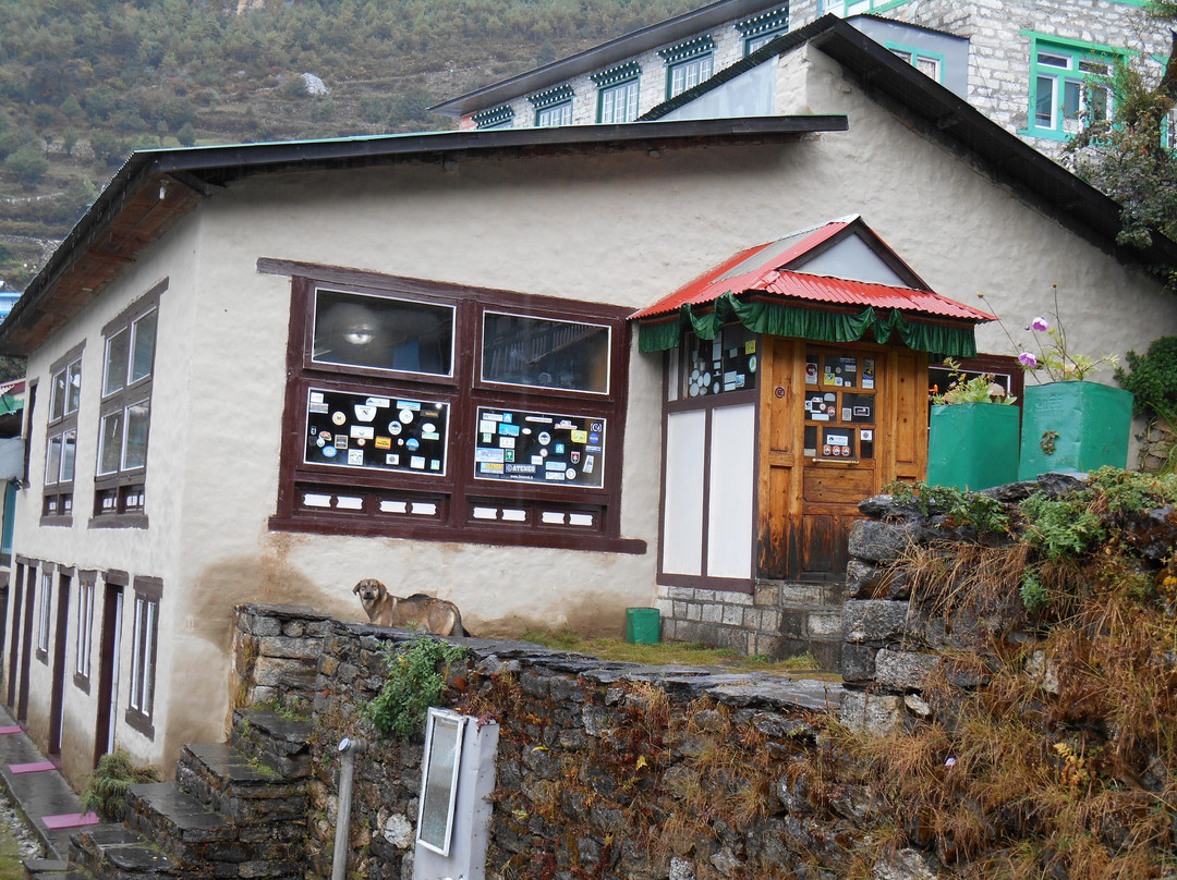 基地营酒店