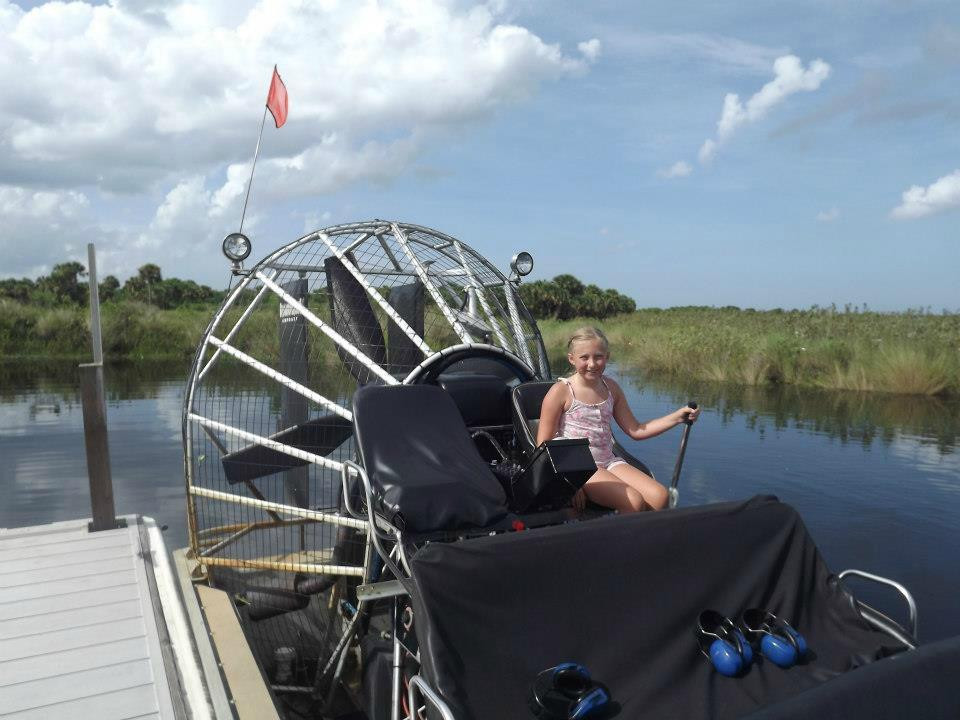 Loughman Lake Airboat Rides景点图片