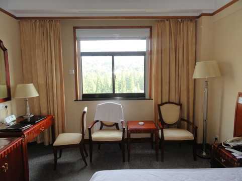 南京东南大学榴园宾馆（玄武湖店）主图