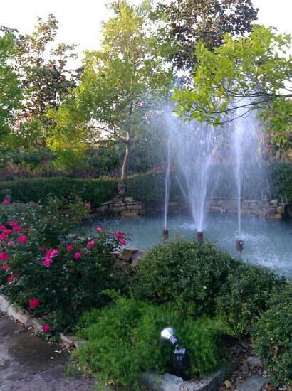 Chandor Gardens景点图片