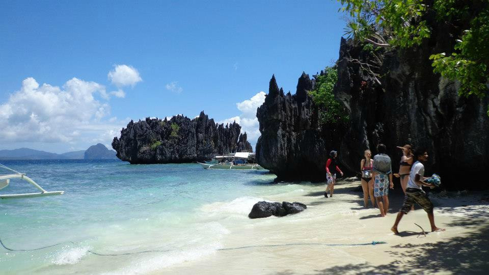 Payong-Payong Beach-爱妮岛必去景点